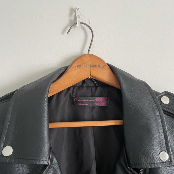 No Boundaries Faux Leather Motorcycle Jacket - Picture 7 of 12